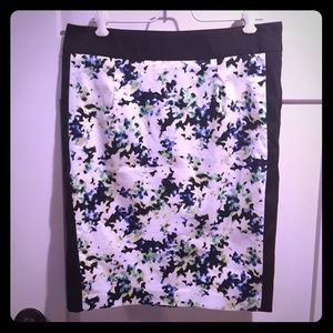 Classy abstract floral pencil skirt